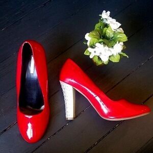 Michael Antonio Red Heels
